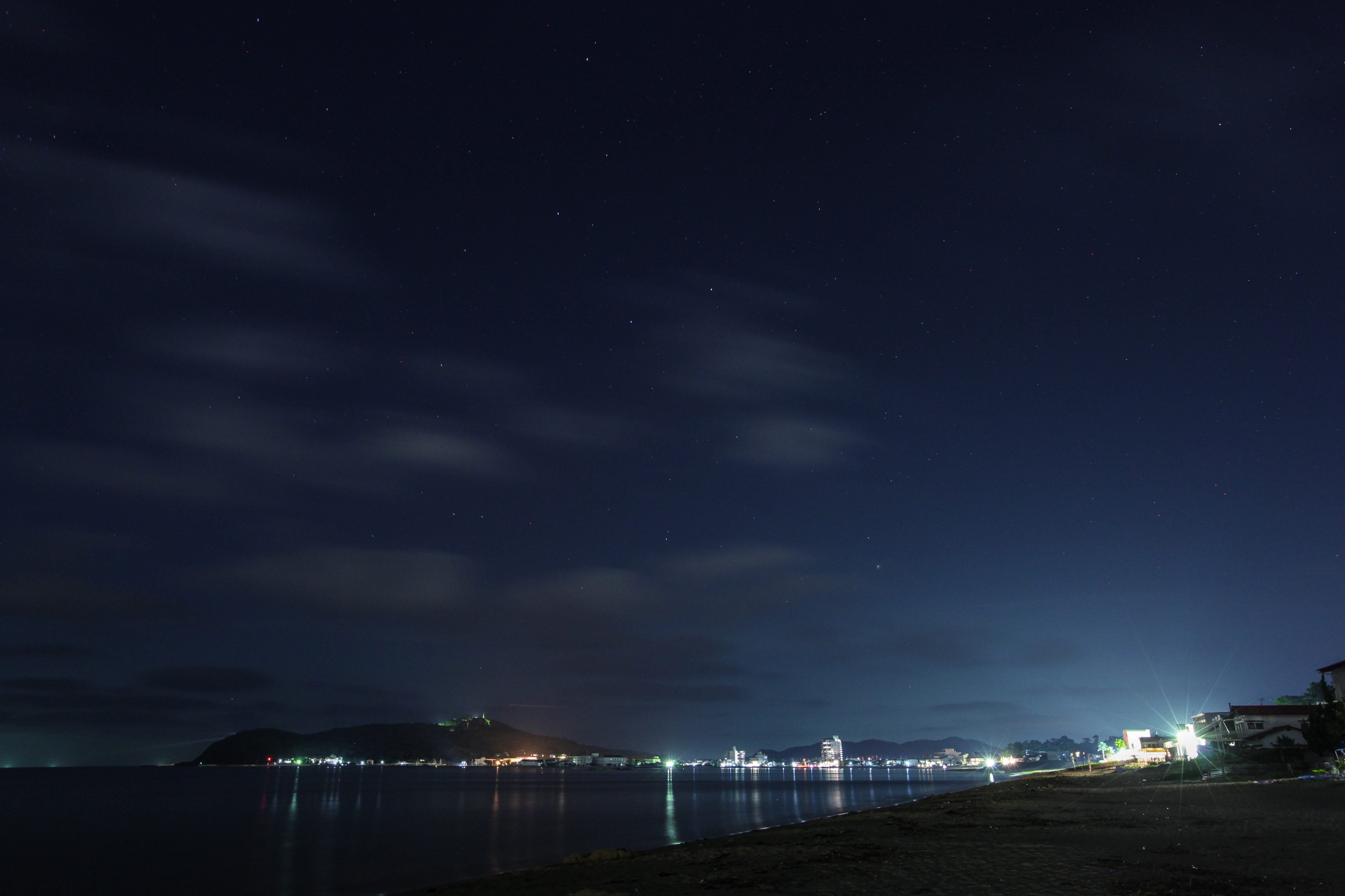 夜の糸島の海の写真　代撮影者：Foto-Avenue