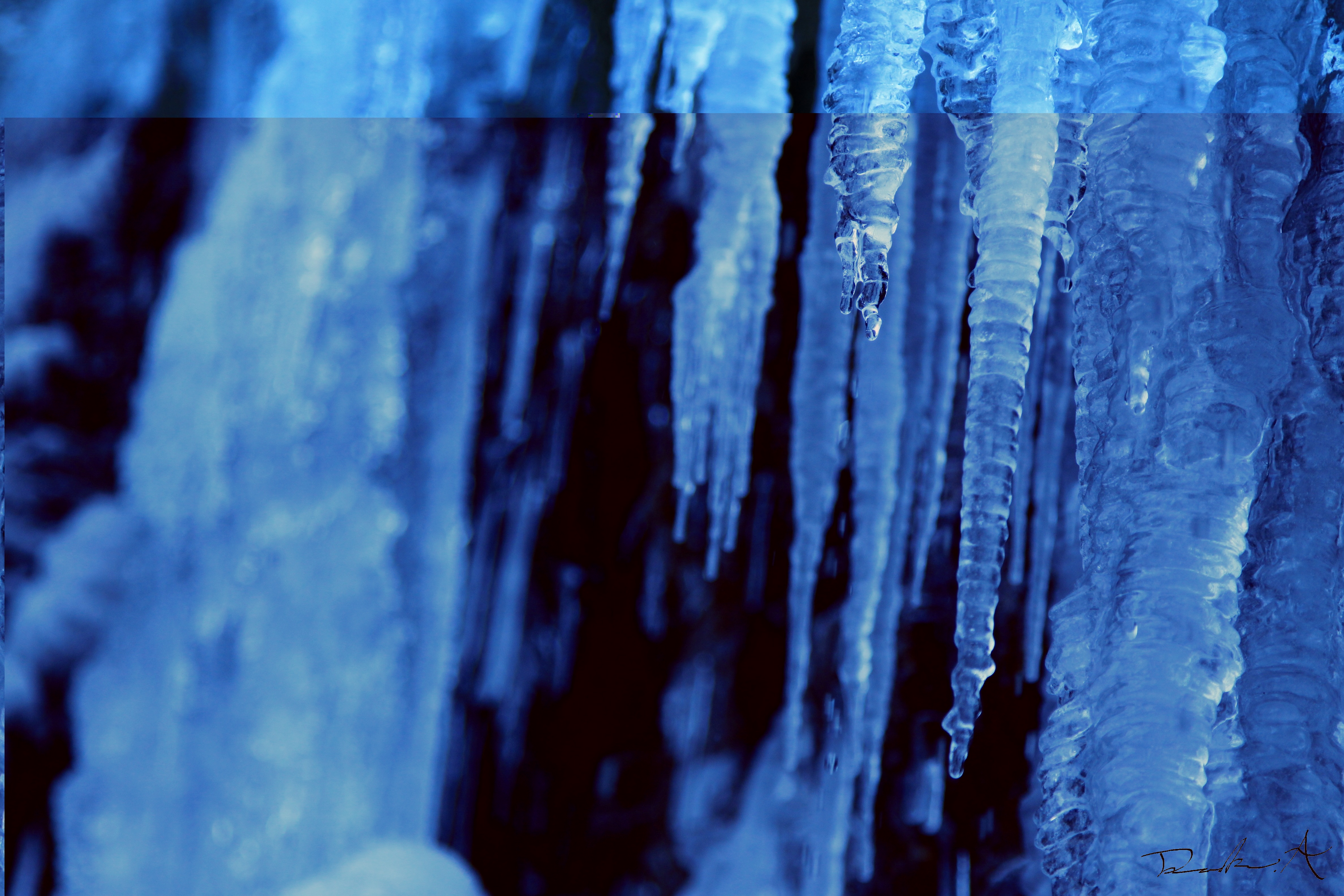 つららの写真　撮影者：Foto-Avenue